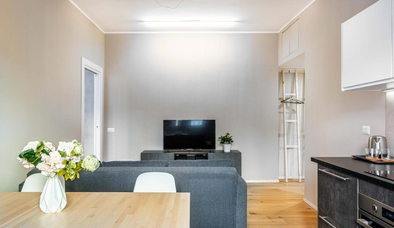 Joivy Charming Flat With Desk Leilighet Milano Eksteriør bilde